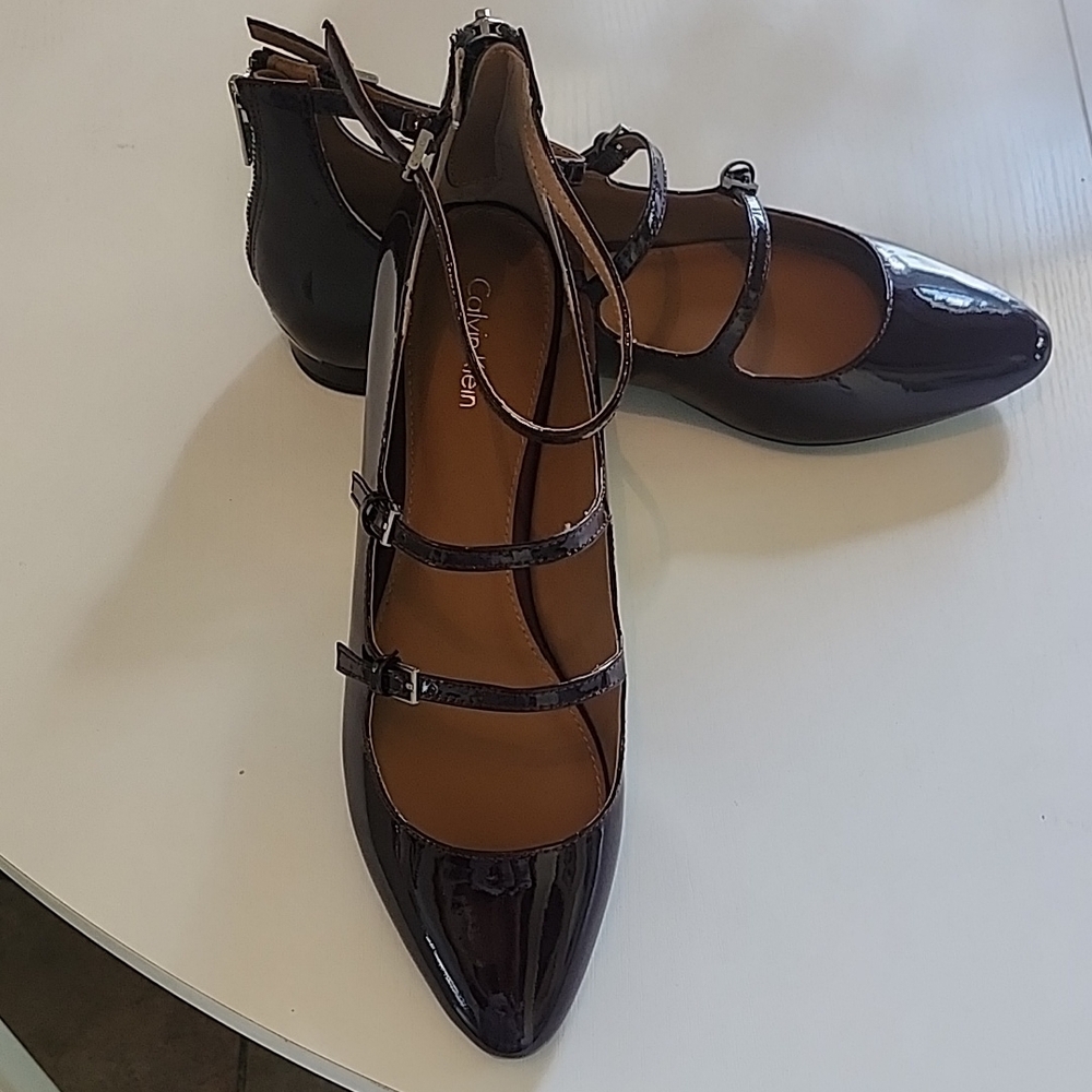 Calvin Klein Women's Wine Patent Flats